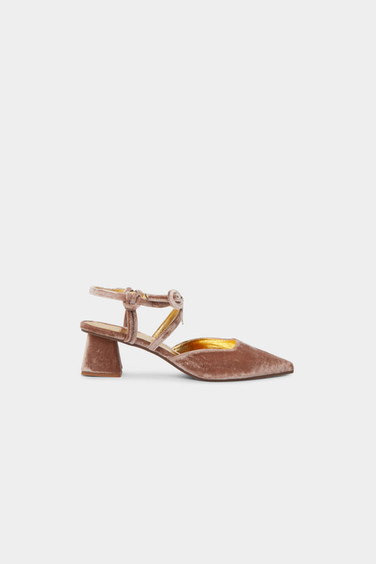 Amber Arcilla Low