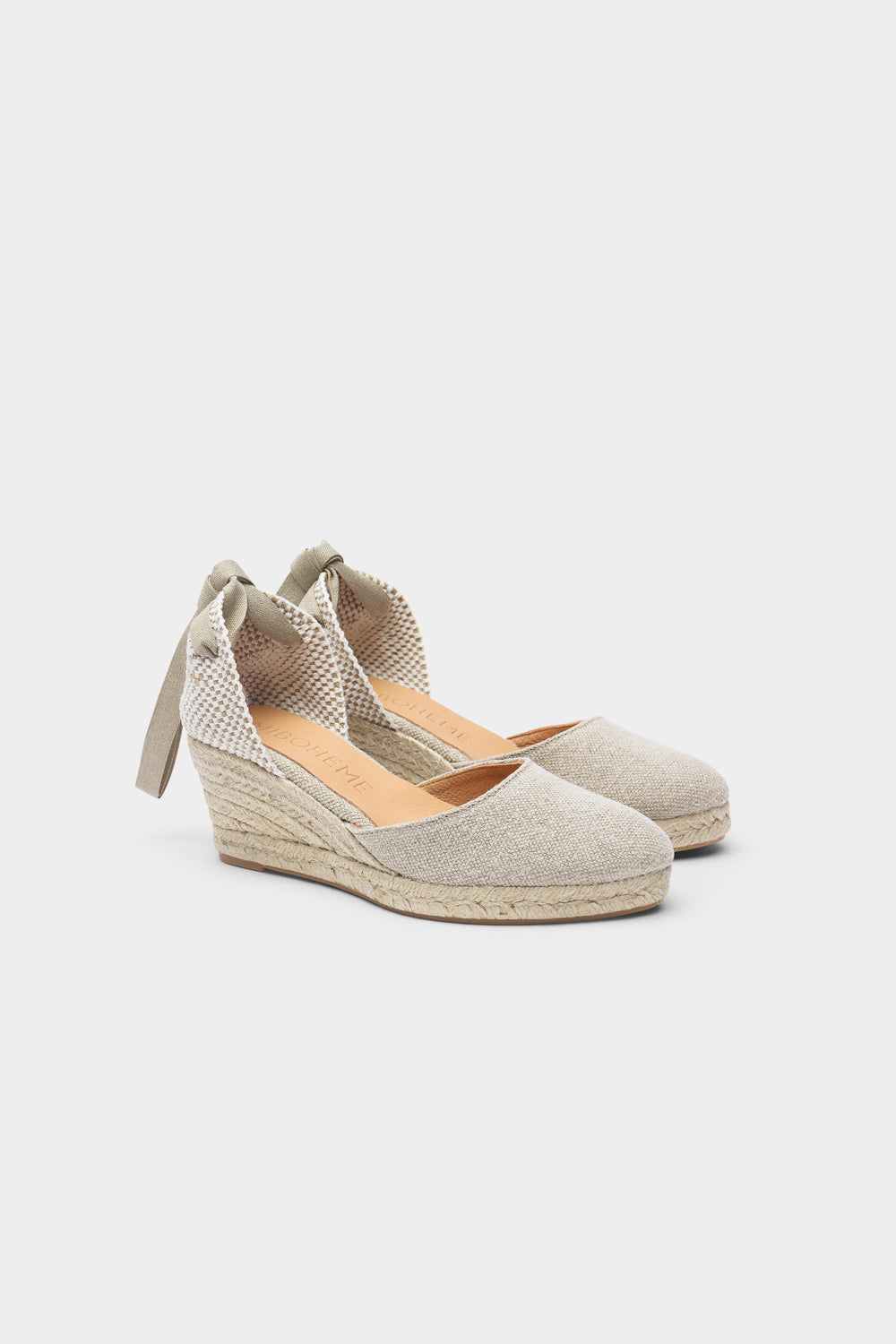 Olivia Lino Natural Low