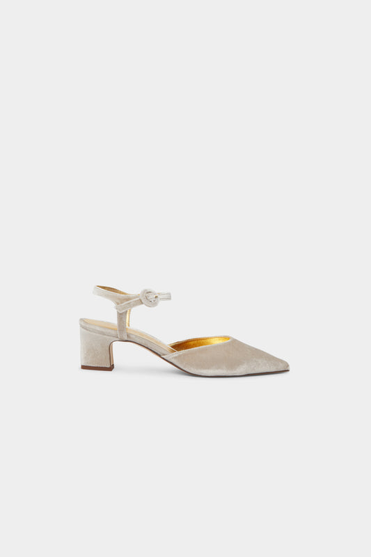Carmen Taupe Low