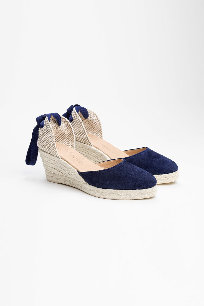 Olivia Navy – Low