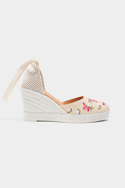 Olivia Rafia Flowers