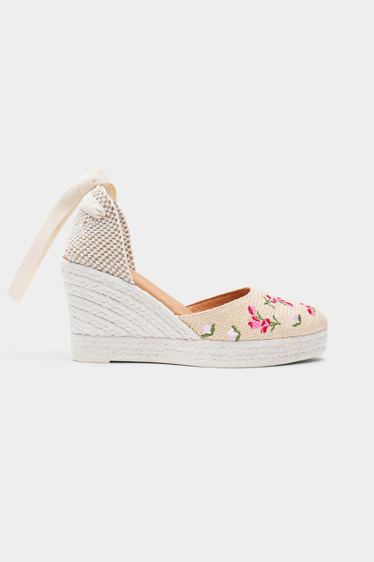 Olivia Rafia Flowers