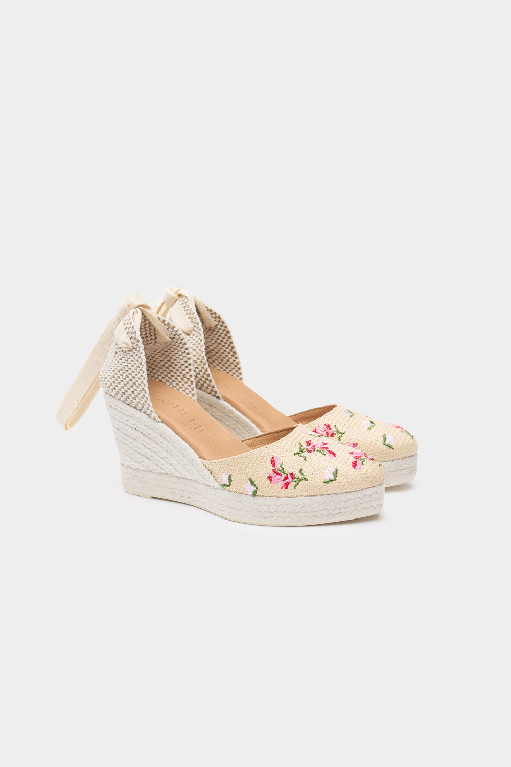 Olivia Rafia Flowers
